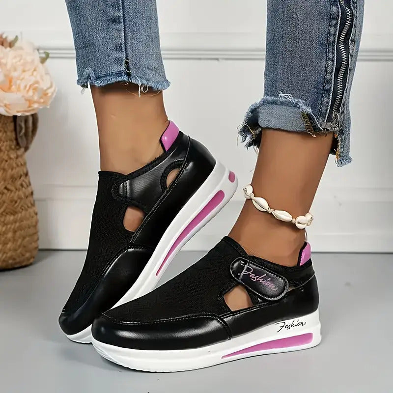 Lightweight and Breathable Thick-Soled Sports Shoes