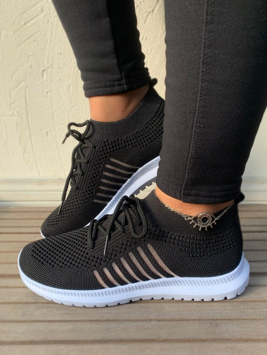 Women Breathable Lace-Up Front Running Shoes
