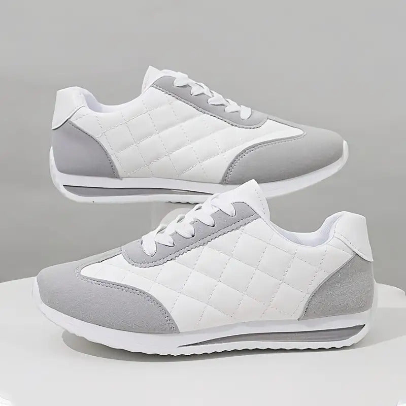 Women's Lightweight Sneaker