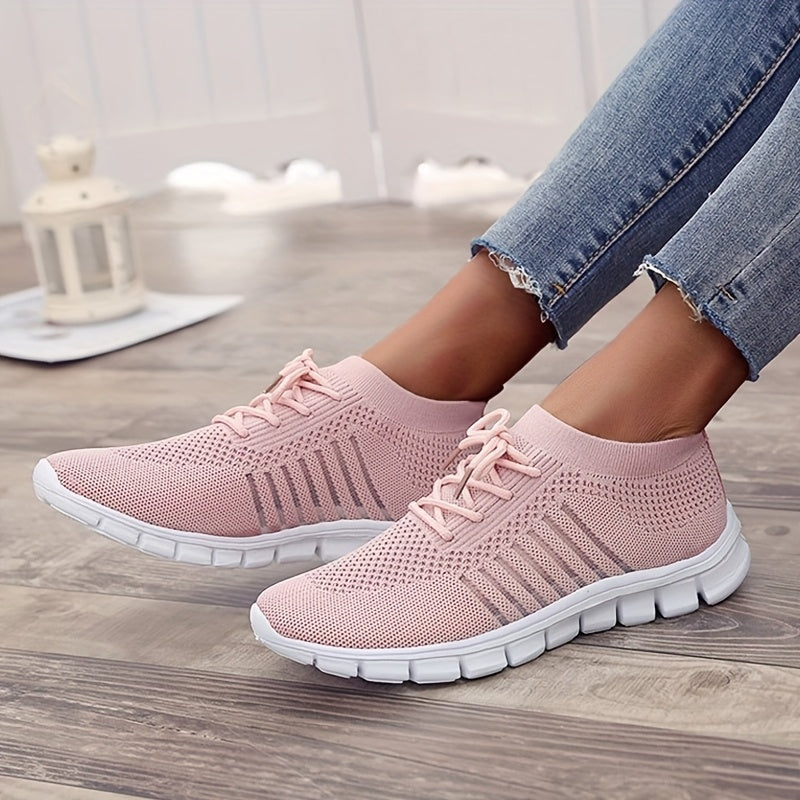 Large size outdoor lightweight breathable running shoes for women