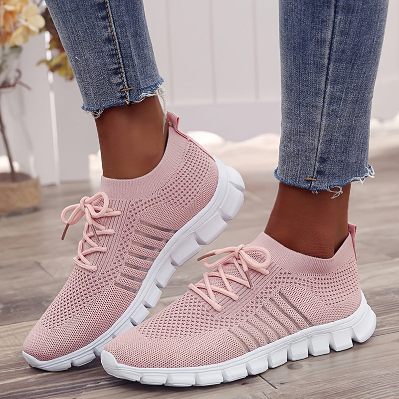 Large size outdoor lightweight breathable running shoes for women