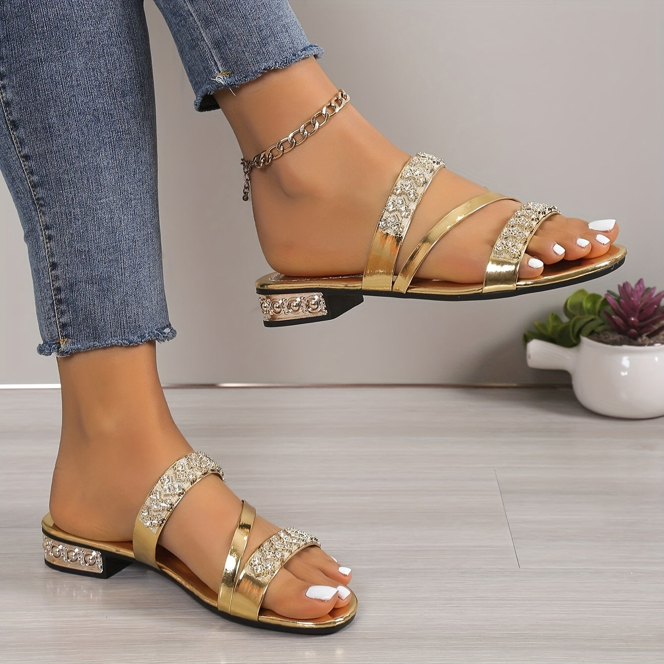 Women's Solid Color Sequin Sandals