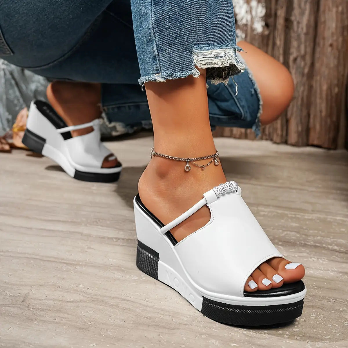 Women's Casual Black and White Wedge Sandals