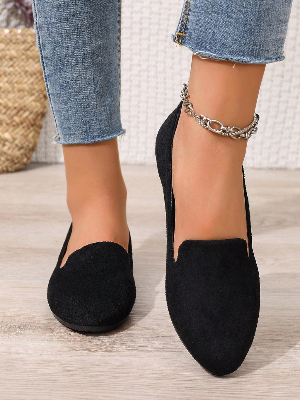 2025 Spring  Summer New Flat Slip-On Shoes